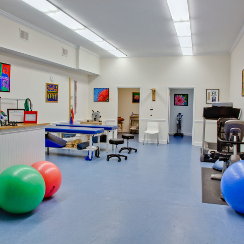 gallery-inside-physical-therapy-clinic-pt-zone-alexandria-va